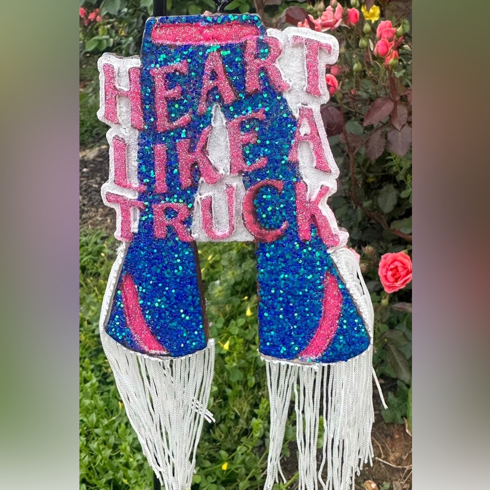 Heart Like A Truck freshie.